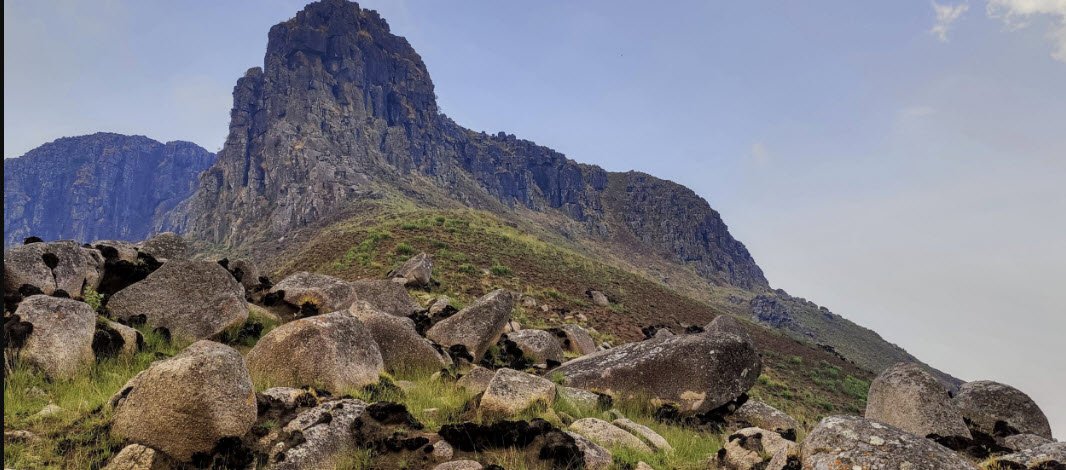 Mount Bintumani (Loma Mansa), Northern Province (Loma Mountains), Sierra Leone